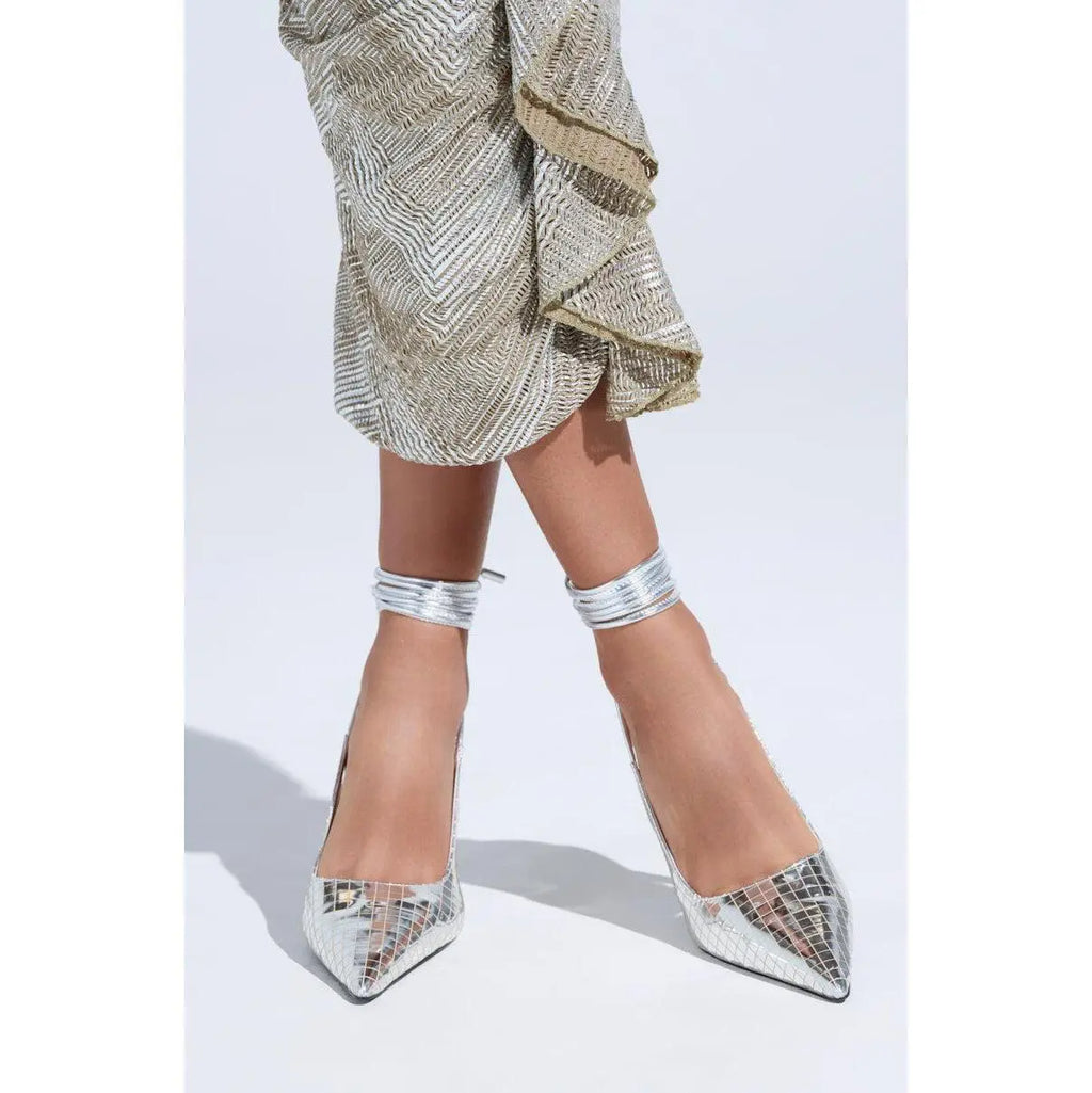 AZALEA WANG FREEMAN SILVER DISCOBALL WRAP up PUMP