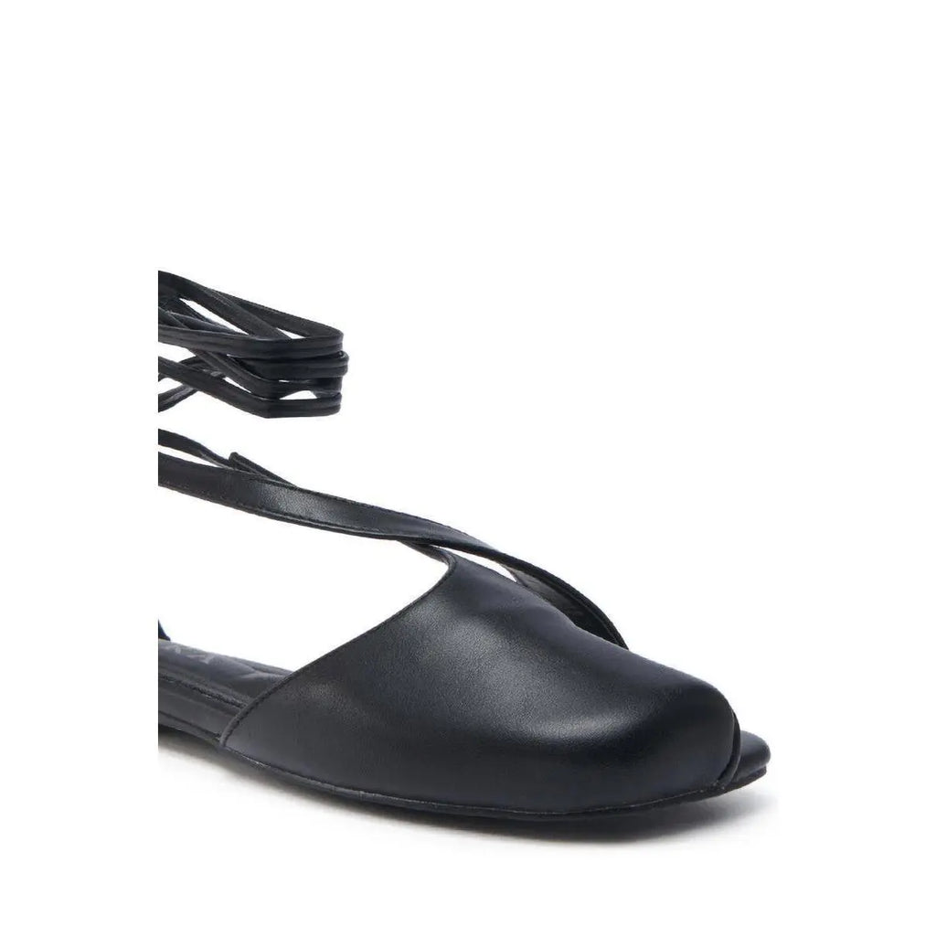 AKIRA AULORA BLACK FLAT SANDAL with PEEP TOE